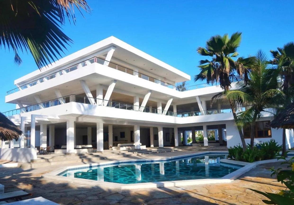 Barracuda Inn Resort Ватаму Екстериор снимка