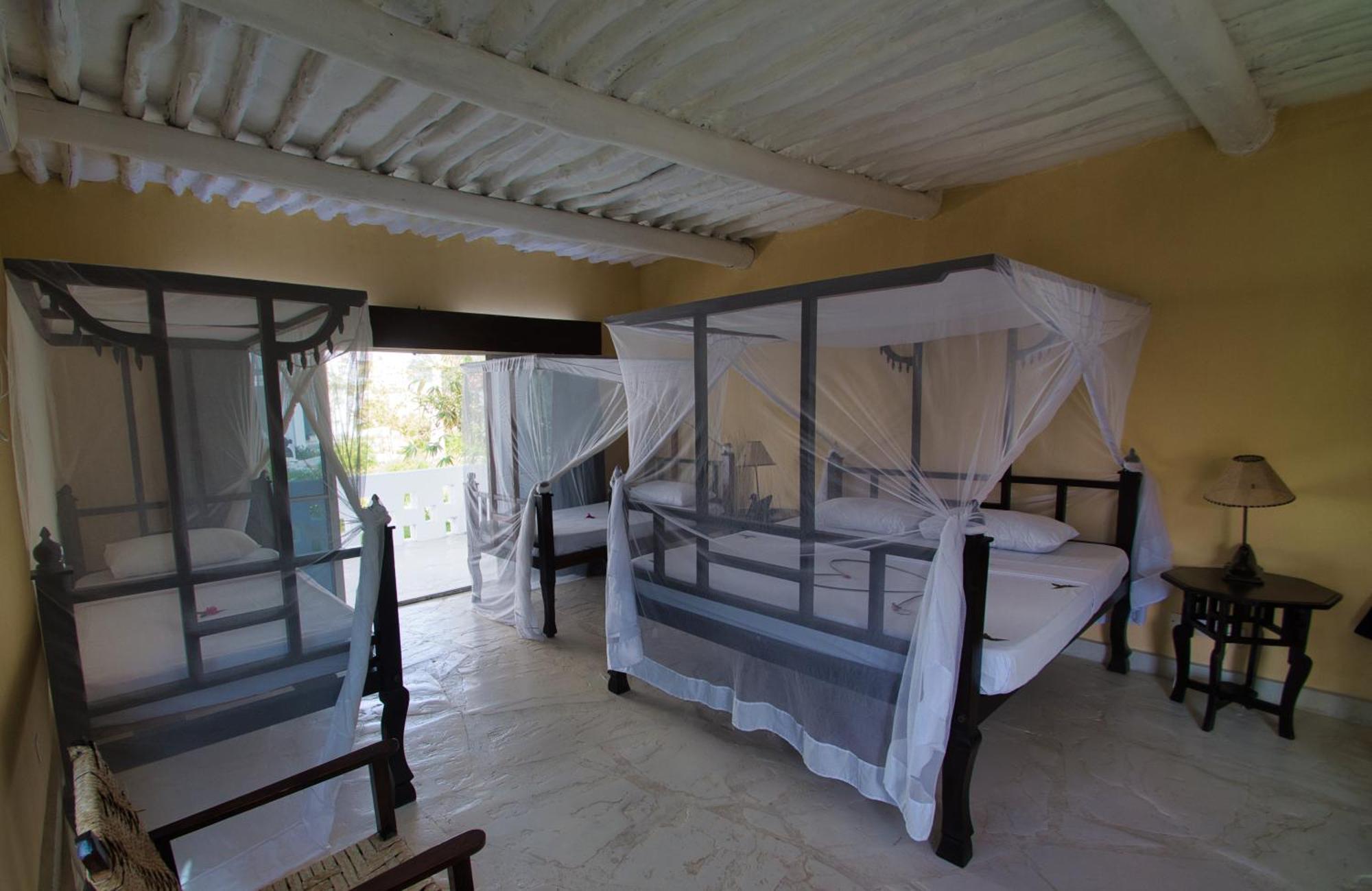 Barracuda Inn Resort Ватаму Екстериор снимка